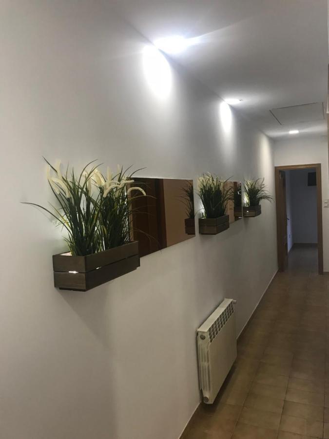 Appartamento Piso céntrico con Parking a 20min de Barcelona Terrassa Esterno foto